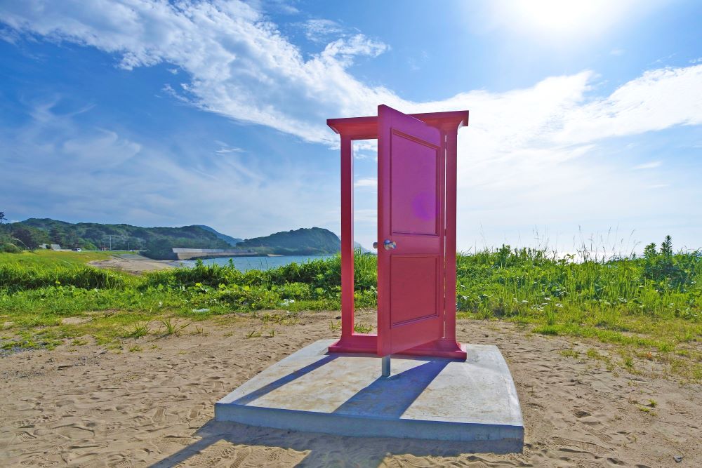 糸島ジハングン ドア型オブジェ
